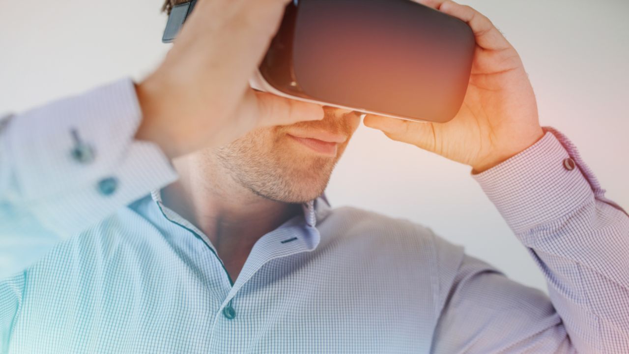 Working with Magnolia CMS to make VR a business reality